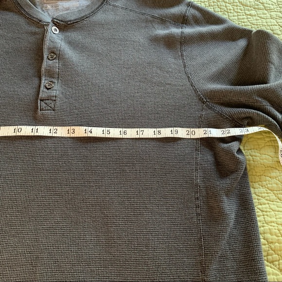 2 Eddie Bauer Waffle Weave Shirts * Large - Picture 15 of 17